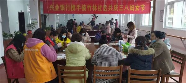 精彩纷呈 有料有味！社区康养中心开展系列活动庆祝妇女节001.jpg