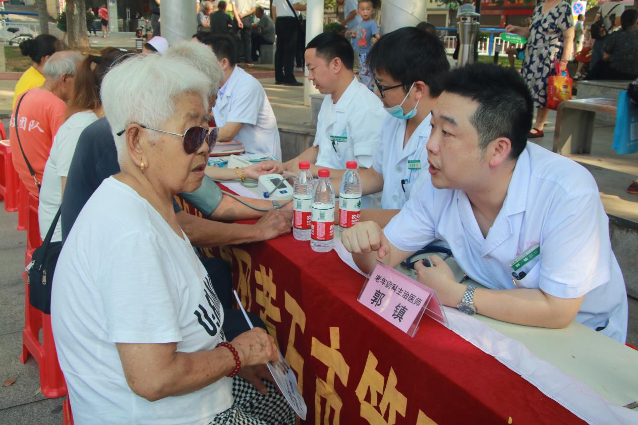 1694587002335438.jpg 主题党日活动004.jpg