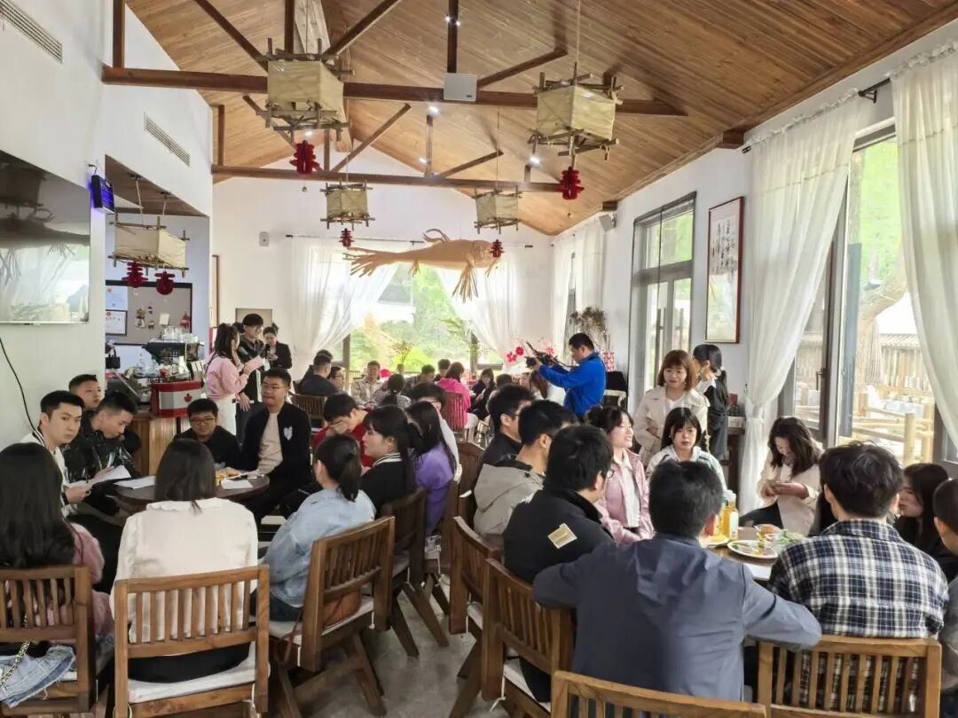 1747112727535053.jpg 1747112727535053.jpg